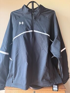 Under Armour Men's Black Performance Full-Zip Jacket with White Accents
